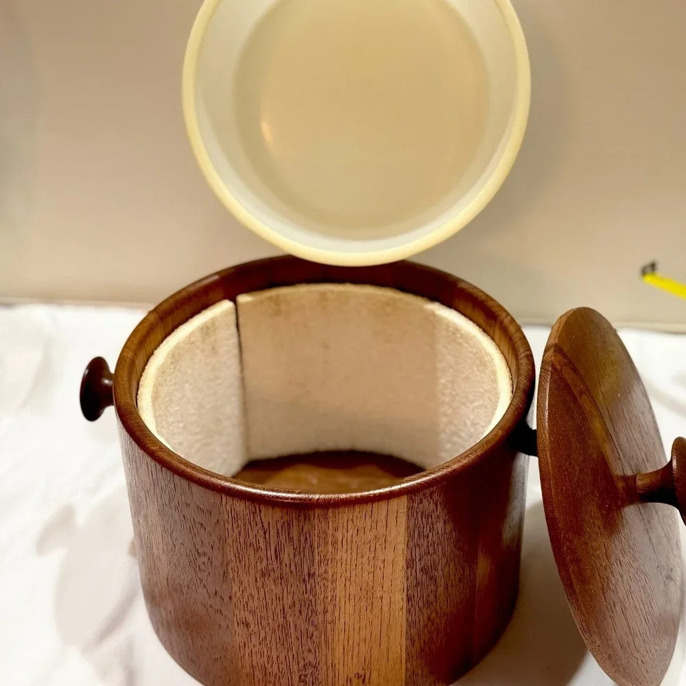 Vintage Teak Wood Ice Bucket, Danish w/plastic Insert Bucket And Foam Lining.